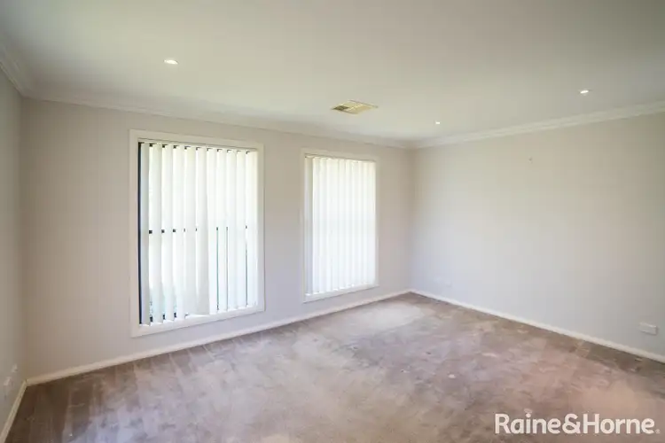 Fifth view of Homely villa listing, 1/81 Atherton Crescent, Tatton NSW 2650