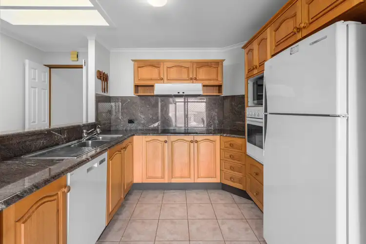 Fifth view of Homely house listing, 10 Sourris Court, Carina QLD 4152