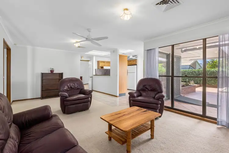 Sixth view of Homely house listing, 10 Sourris Court, Carina QLD 4152