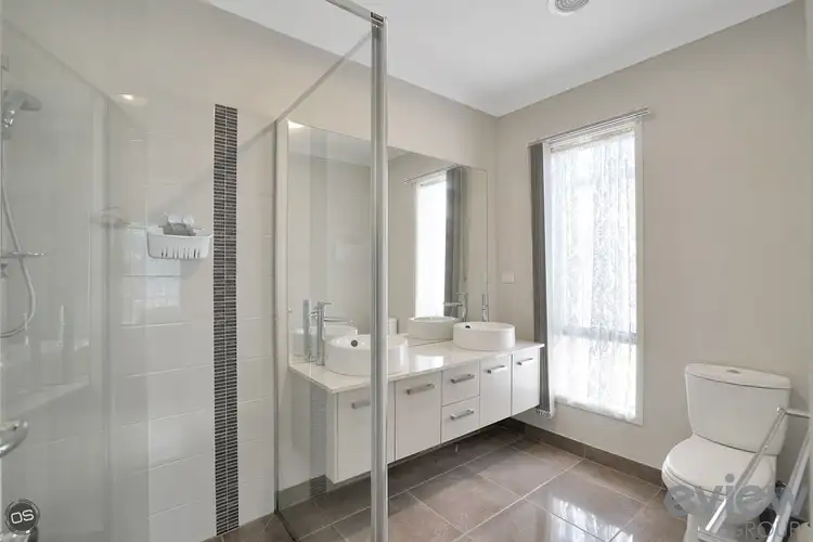 Seventh view of Homely house listing, 11 Pasadena Circuit, Point Cook VIC 3030