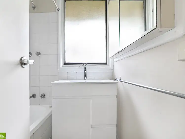 Fifth view of Homely house listing, 8 Mianga Crescent, Unanderra NSW 2526