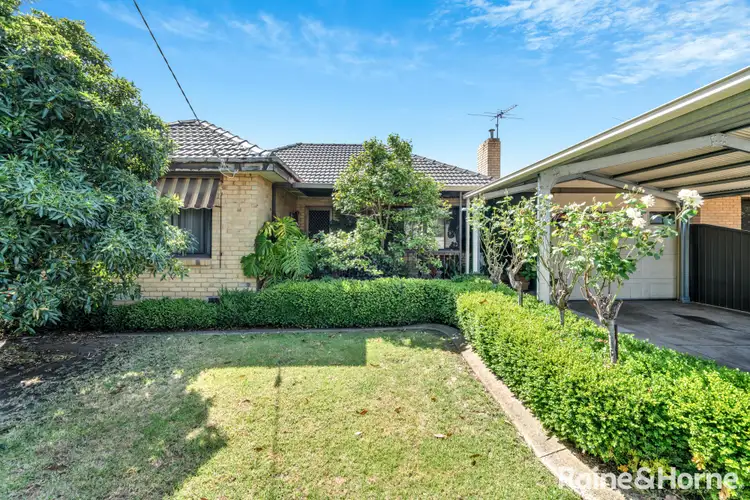 240 Parer Road, Airport West VIC 3042