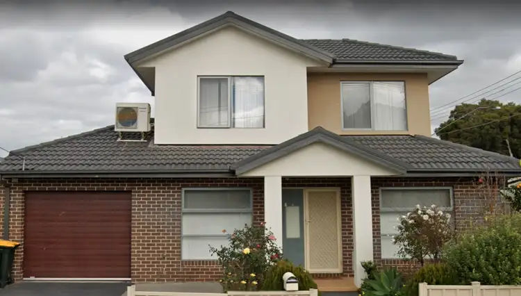 5 Station Avenue, St Albans VIC 3021