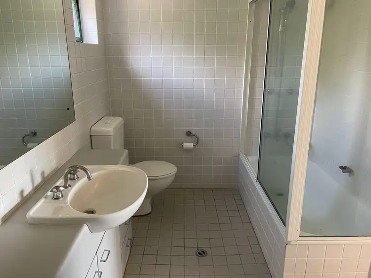 Fifth view of Homely unit listing, Unit 1424 Cascade Condominiums, Laguna Quays QLD 4800