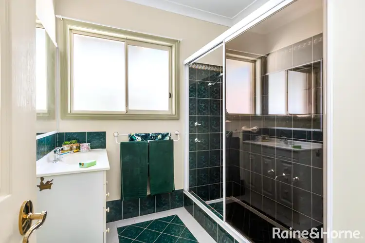 Fifth view of Homely house listing, 9/10 Ingestre Avenue, Shoalhaven Heads NSW 2535