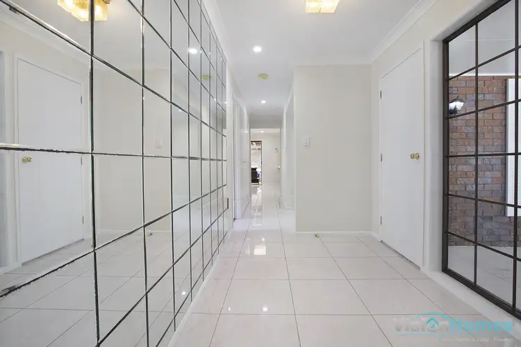 241 Wecker Road, Mansfield QLD 4122