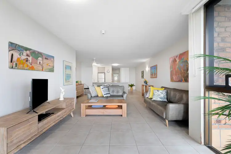 Main view of Homely unit listing, 14/32 Victoria Terrace, Kings Beach QLD 4551