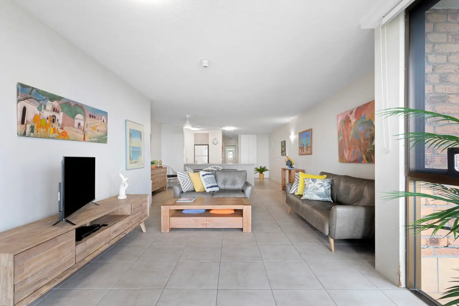 Main view of Homely unit listing, 14/32 Victoria Terrace, Kings Beach QLD 4551