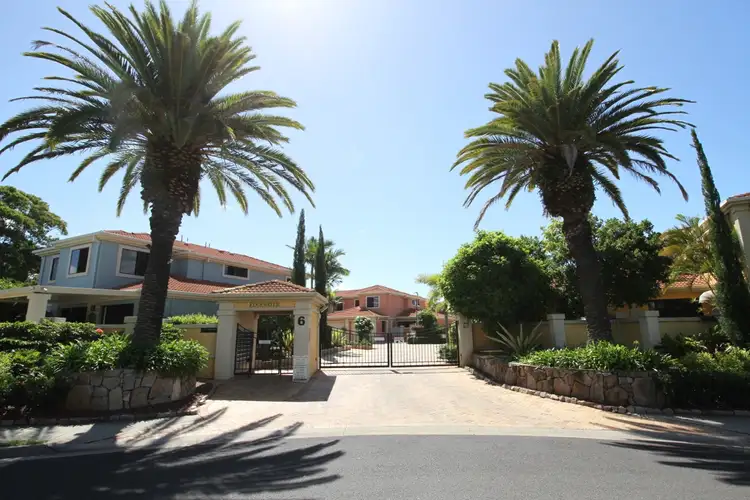 Second view of Homely townhouse listing, 2/6 Harbourview Court, Cleveland QLD 4163