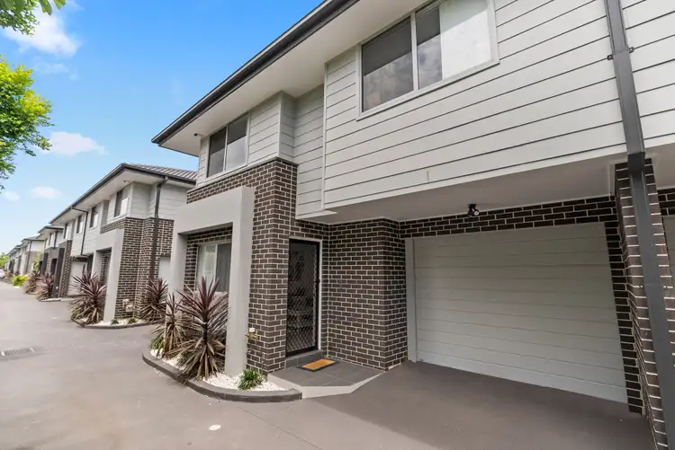 10/82 Brisbane Street, Oxley Park NSW 2760