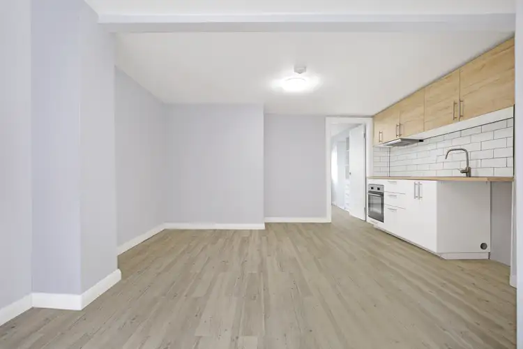 2/142 Lake Avenue, Cringila NSW 2502