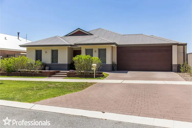 31 Tinspar Avenue, Whitby WA 6123