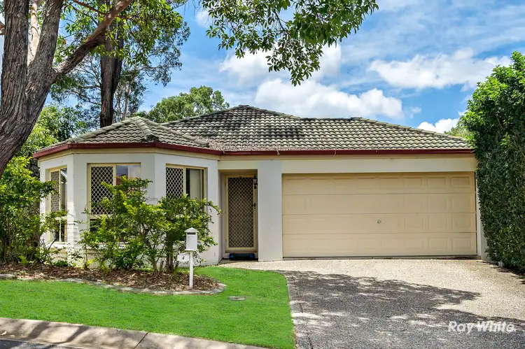 4 Mingela Place