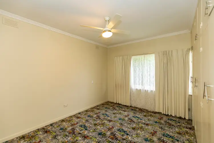 Fifth view of Homely house listing, 182 Stradbroke Avenue, Swan Hill VIC 3585