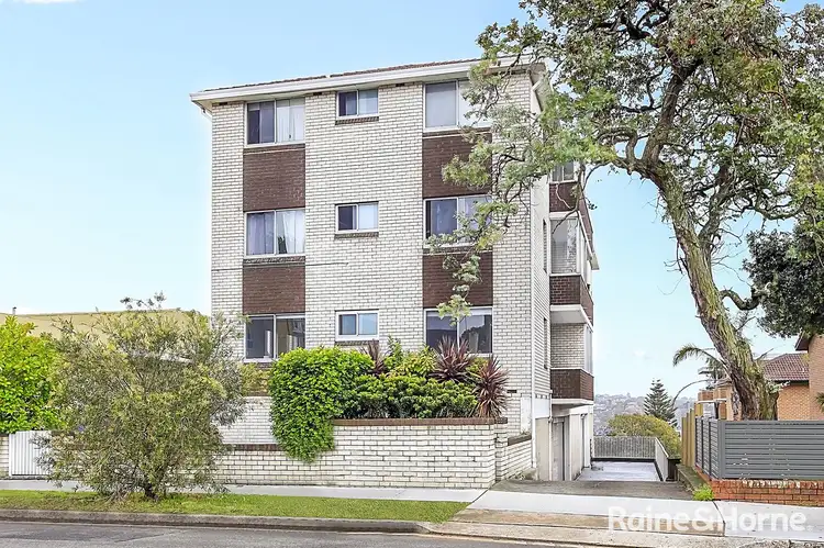 Main view of Homely apartment listing, 2/227 Oberon Street, Coogee NSW 2034