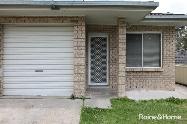 6 Faulkner Crescent