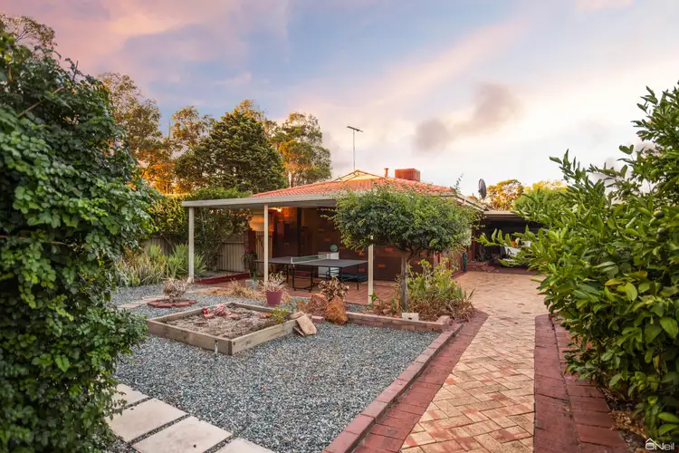 15 Edward Crescent, Byford WA 6122