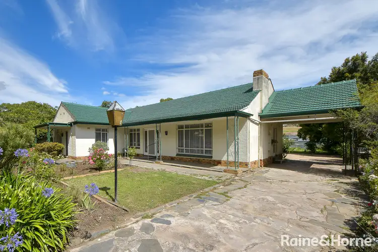 70 Mawson Road