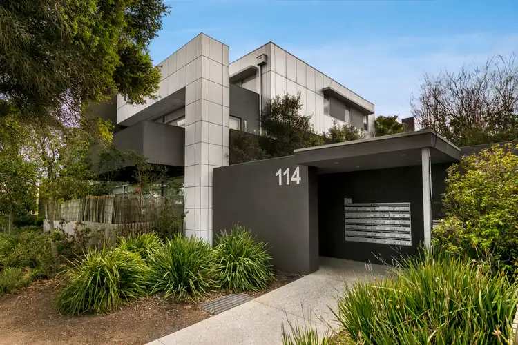 18/114 Mason Street, Newport VIC 3015