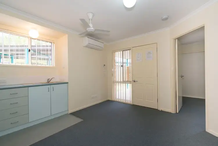 Second view of Homely unit listing, 15/2 Hanlon Ct, Wodonga VIC 3690