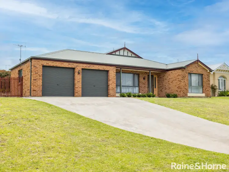 10 Clifton Court, Kelso NSW 2795