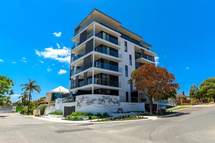 1/4 Paterson Street, Como WA 6152