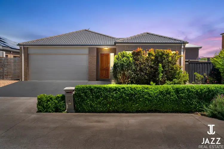 39 Landing Place, Point Cook VIC 3030