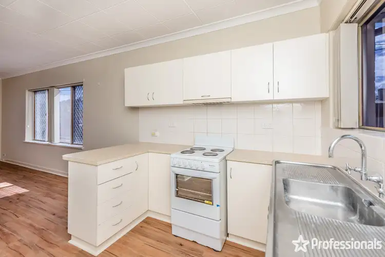 Fifth view of Homely unit listing, 3/121 Gregory Street, Beachlands WA 6530