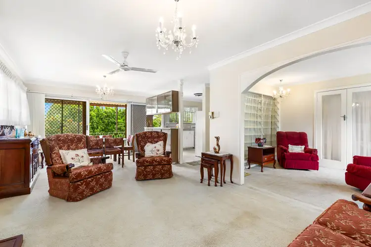 19 Cotswold Street, Carina QLD 4152