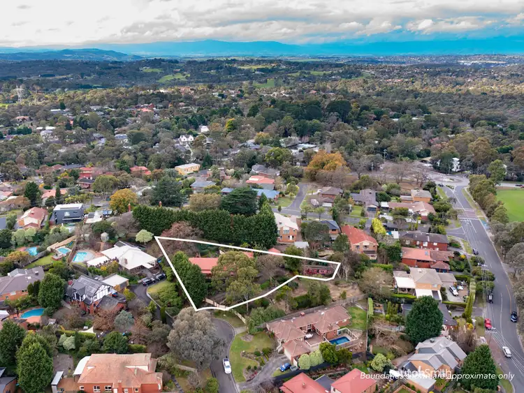 Second view of Homely house listing, 7 Charles Court, Warranwood VIC 3134