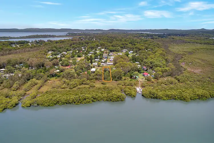 Main view of Homely house listing, 58-60 Charles Terrace, Macleay Island QLD 4184