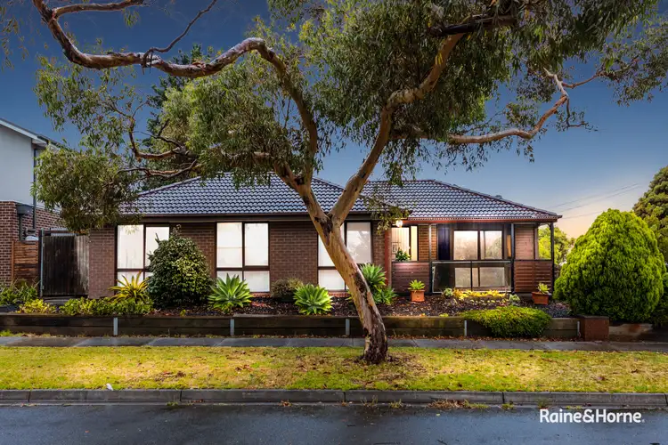 8 Fagan Court, Cranbourne VIC 3977