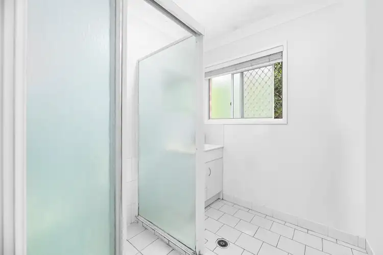 Sixth view of Homely unit listing, 1/115 Swan Street, Gordon Park QLD 4031