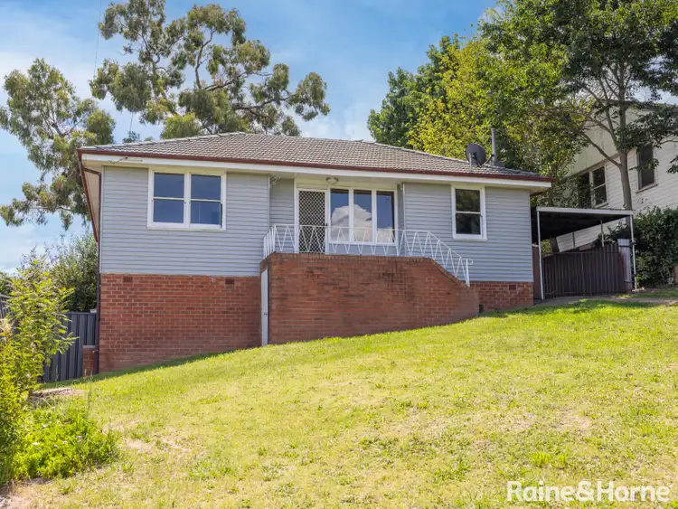 11 Cummings Street, West Bathurst NSW 2795