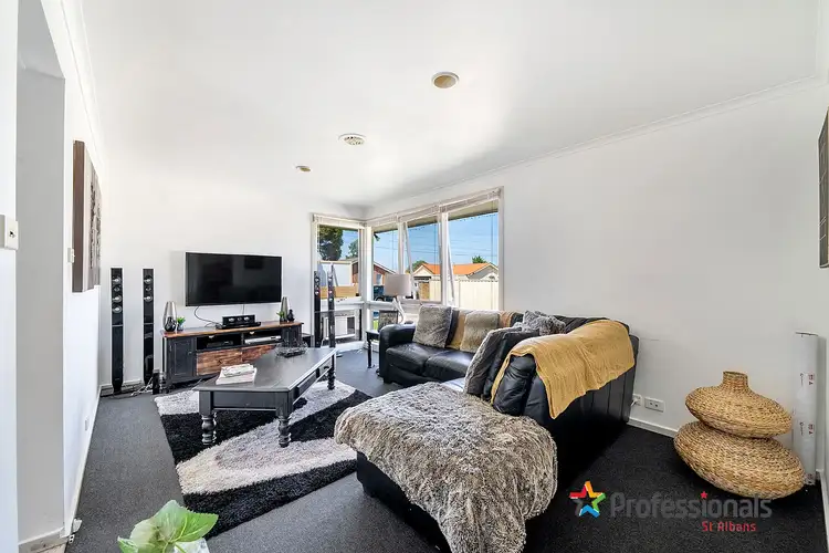 Third view of Homely house listing, 10 Lillypilly Crescent, Kings Park VIC 3021