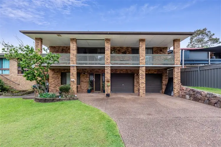 12 Roy Avenue, Bolton Point NSW 2283