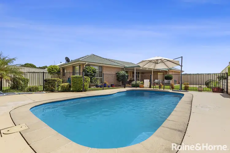 54 Mison Circuit, Mollymook Beach NSW 2539