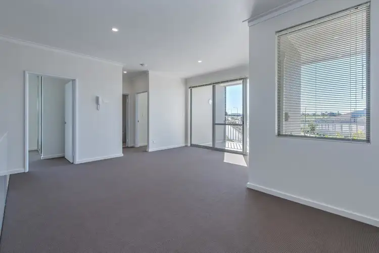 Third view of Homely unit listing, 6/35 Honeywood Avenue, Wandi WA 6167