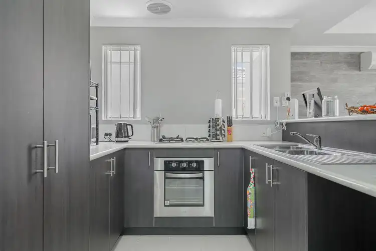 Sixth view of Homely house listing, 3/2 Positano Crescent, Yangebup WA 6164