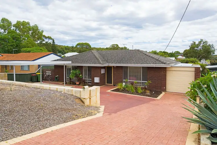 10 Claygate Road, Hamilton Hill WA 6163