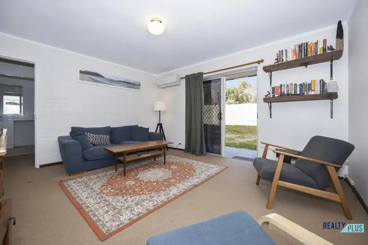 Fourth view of Homely flat listing, 15/4 Southend Road, Hamilton Hill WA 6163