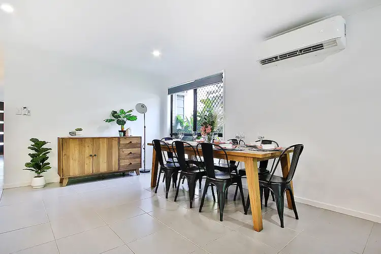 Fifth view of Homely house listing, 10 Avington Street, Doolandella QLD 4077