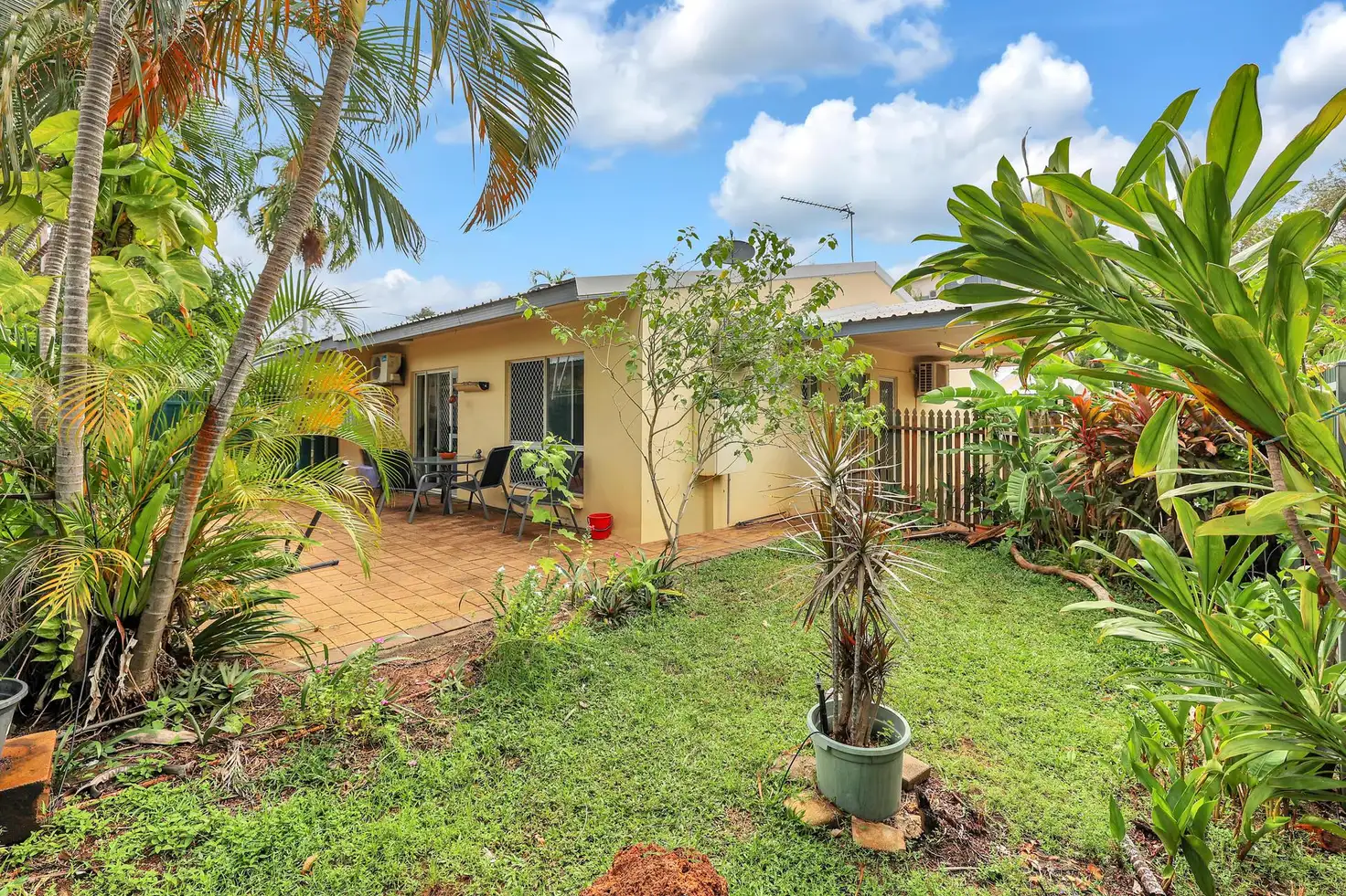 Main view of Homely unit listing, 1/15 Undoolya Street, Tiwi NT 810