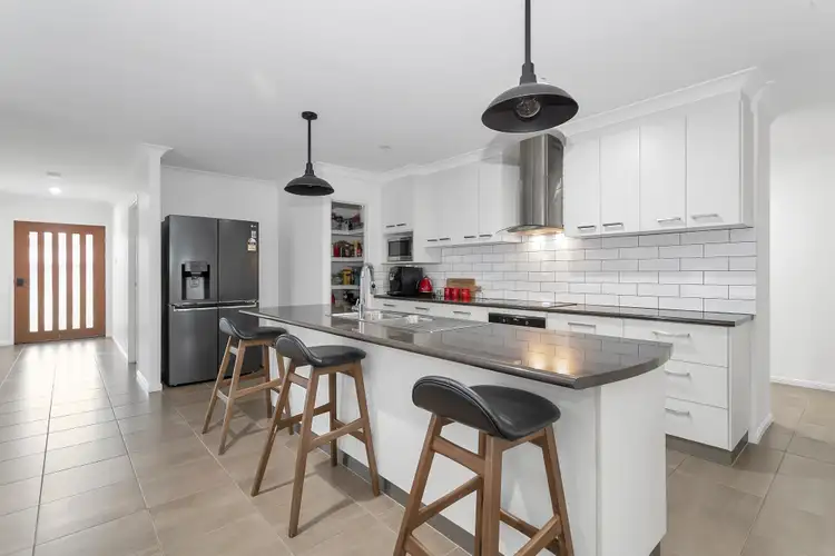 Seventh view of Homely house listing, 27 Jasmine Drive, Blacks Beach QLD 4740