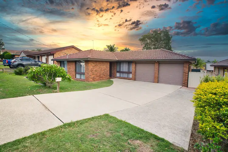 179 Cresthaven Avenue, Bateau Bay NSW 2261