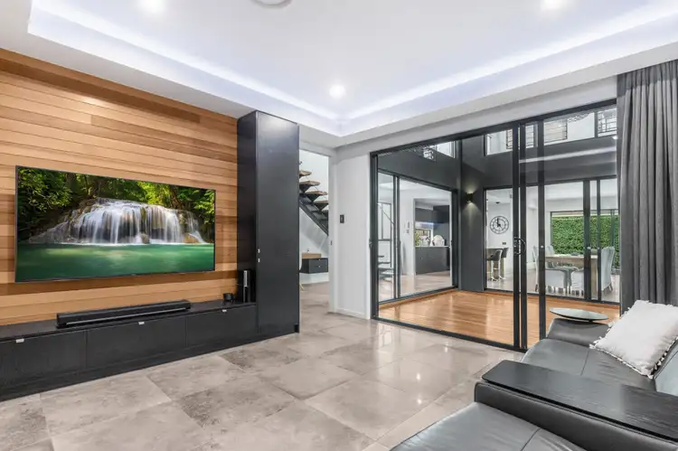 Second view of Homely house listing, 5 Iris Street, Holland Park West QLD 4121