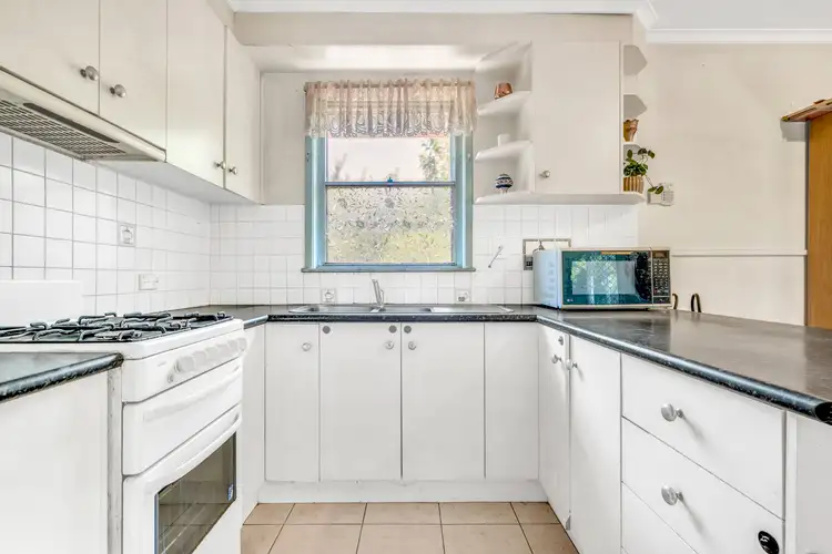 Fourth view of Homely house listing, 3 Towong Court, Dallas VIC 3047