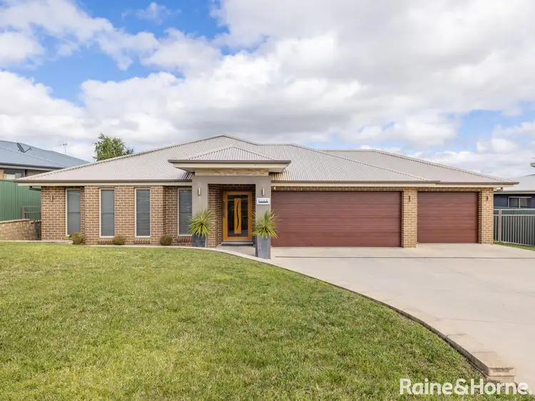 5 Freeman Circuit, Llanarth NSW 2795