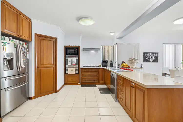 4 Stevenson Way, Spearwood WA 6163