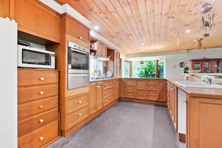 Fifth view of Homely house listing, 1 Chadwick Close, Langwarrin VIC 3910